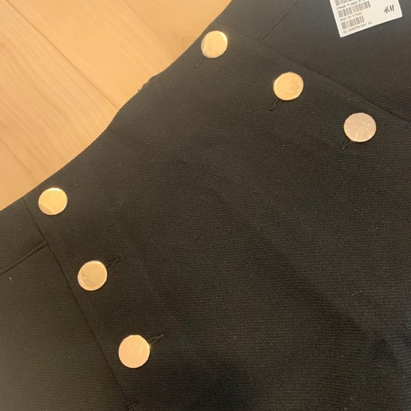 Skirt - Picture 2 of 5